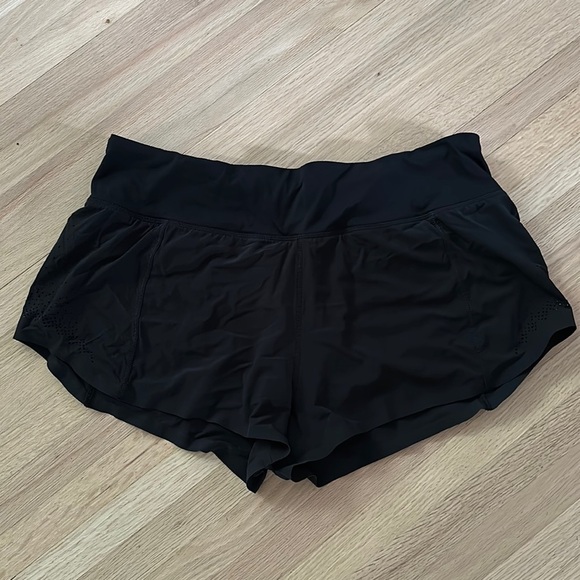 Lululemon Short Shorts - Picture 1 of 8